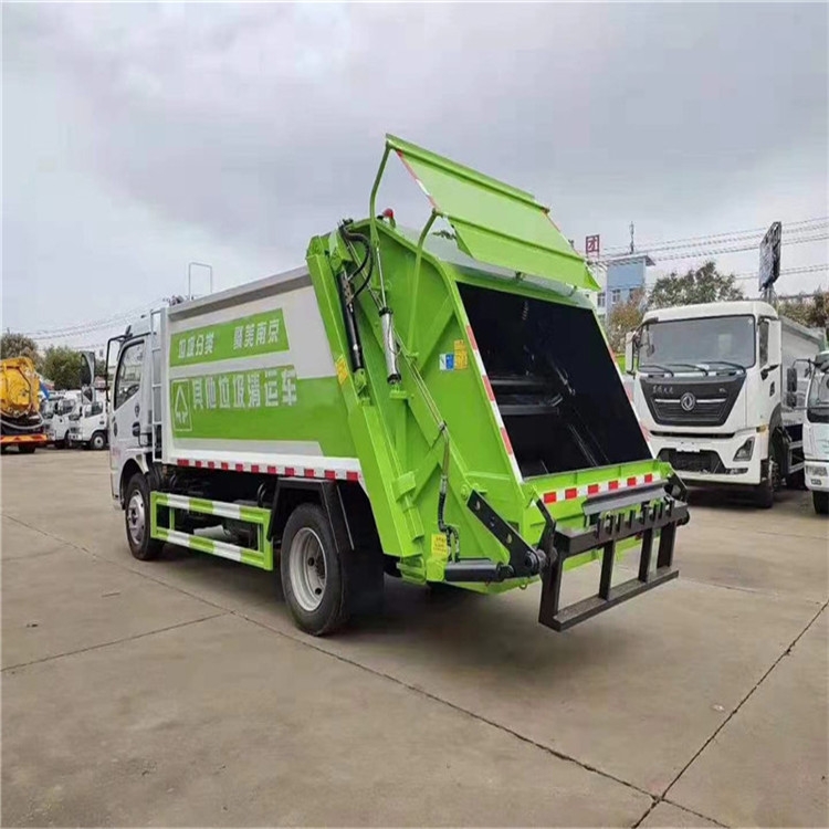 西寧市市政道路掃路車與吸塵車工廠報(bào)價(jià)全解析